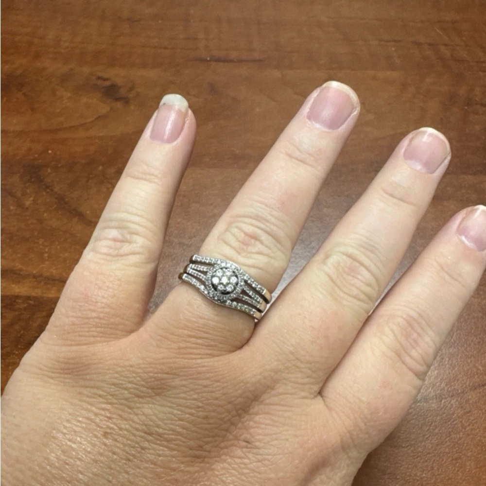 10K 3 piece white gold diamond engagement ring set.